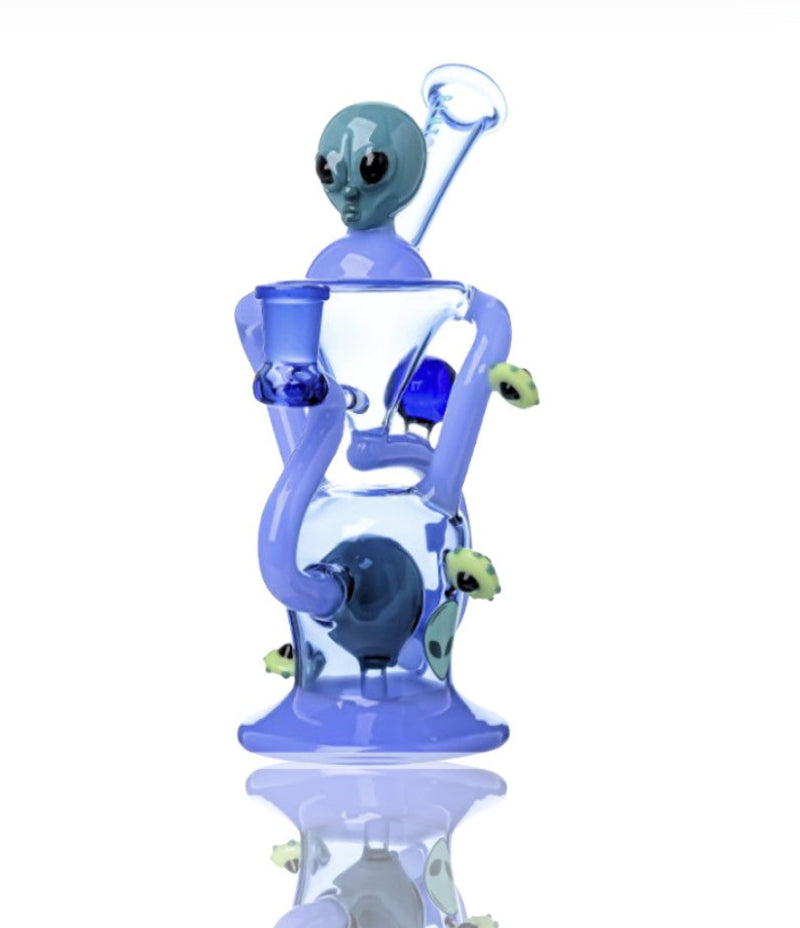 Pluto ☻ Futuristic-Design.png